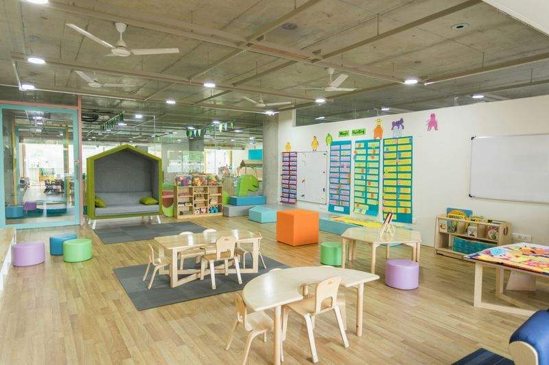 みらい学びアカデミー株式会社